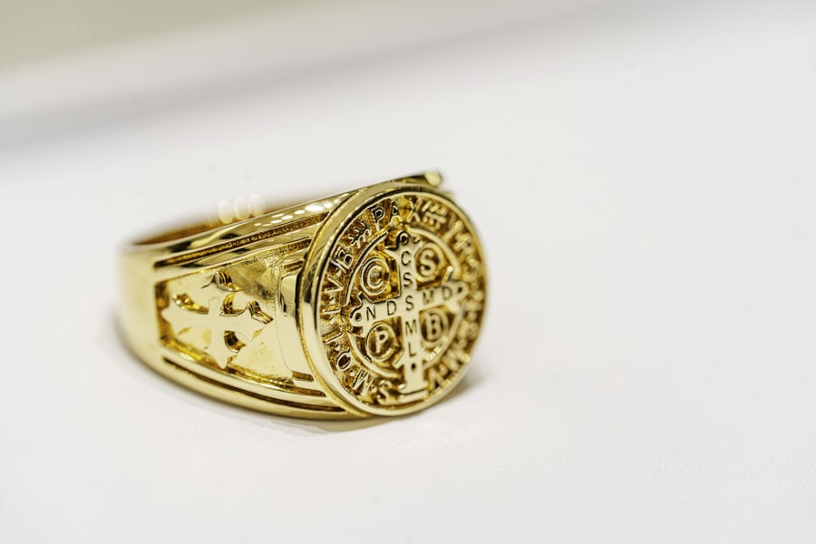 Gold Ring 2 — angle 1 of 1
