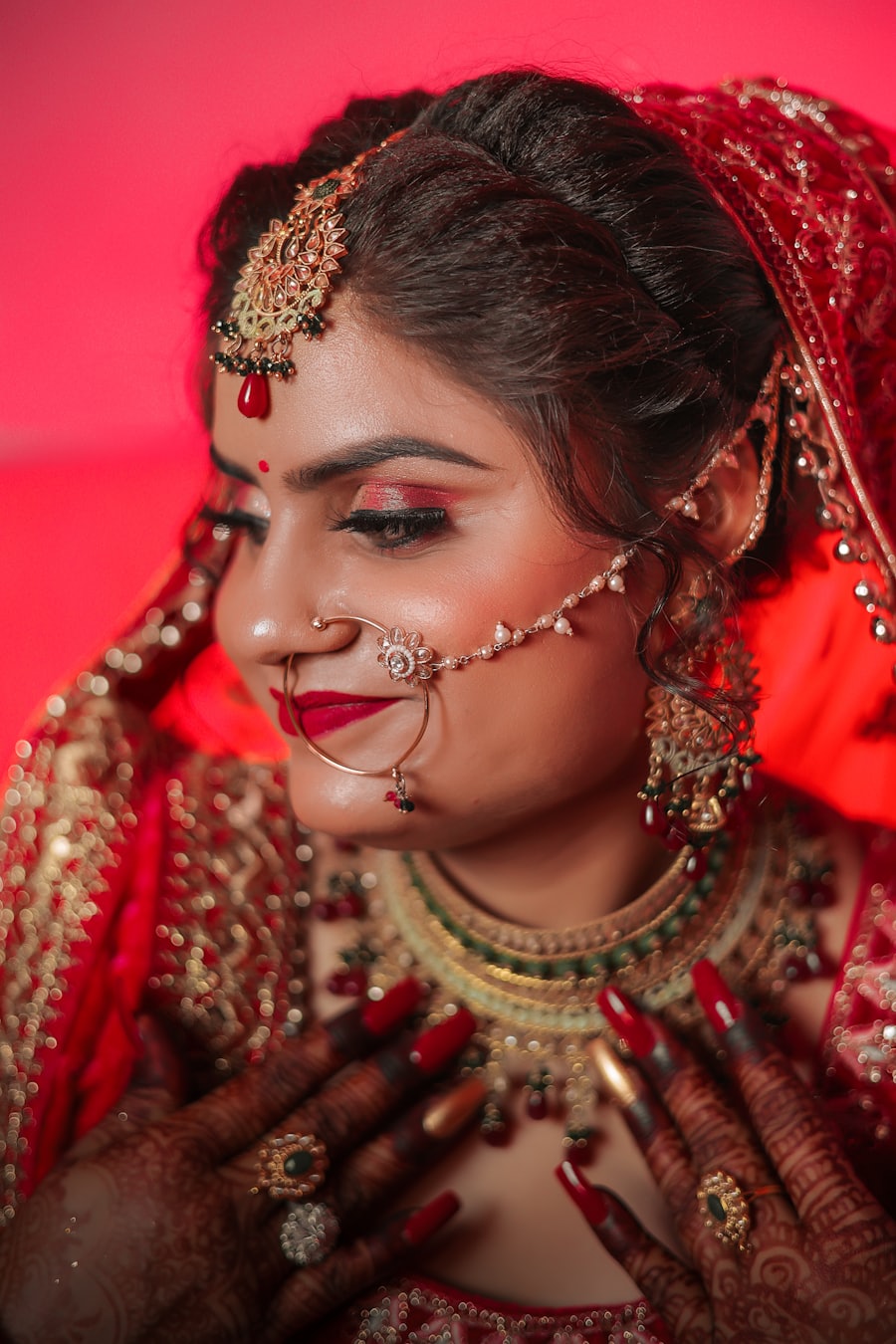 Kundan Tikka 1 — angle 1 of 1