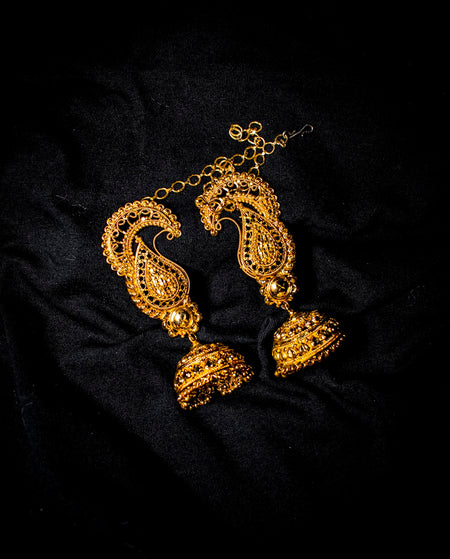 Pearl Earrings 1