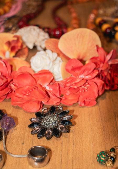 Leaf Brooch 2